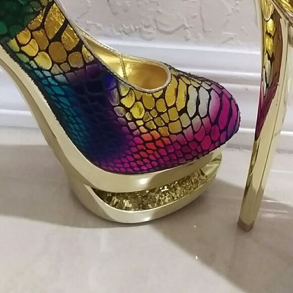 Brand NEW .Multi Color Shake Skin Pattern. - Picture 2 of 3